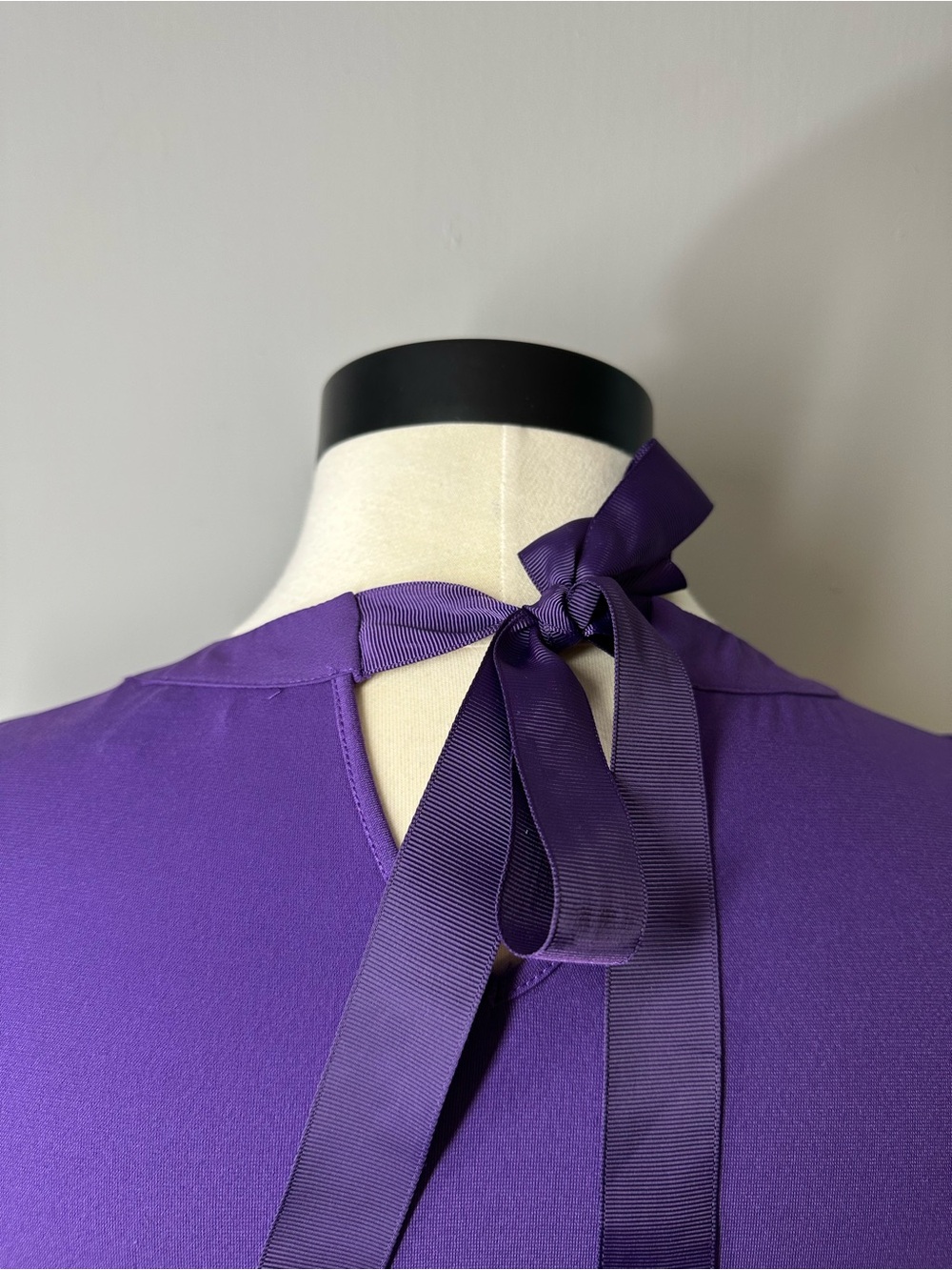 41 Hawthorn Violet Twist Neck Blouse - Picture 11 of 12